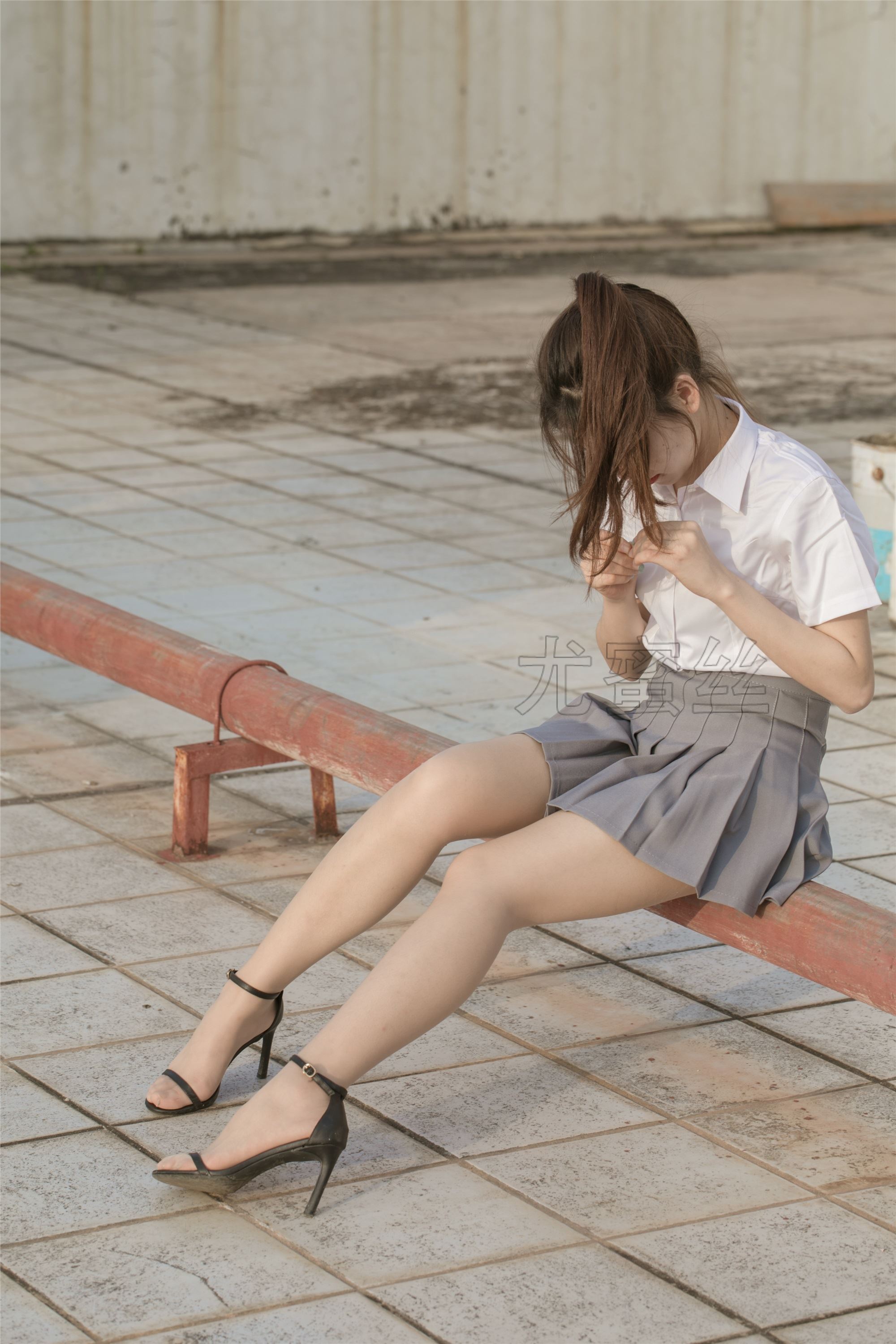 尤蜜丝 穿搭写真 NO.035